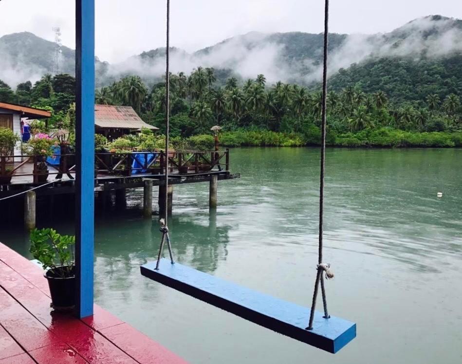 Koi Seahouse Hotell Koh Chang Exteriör bild